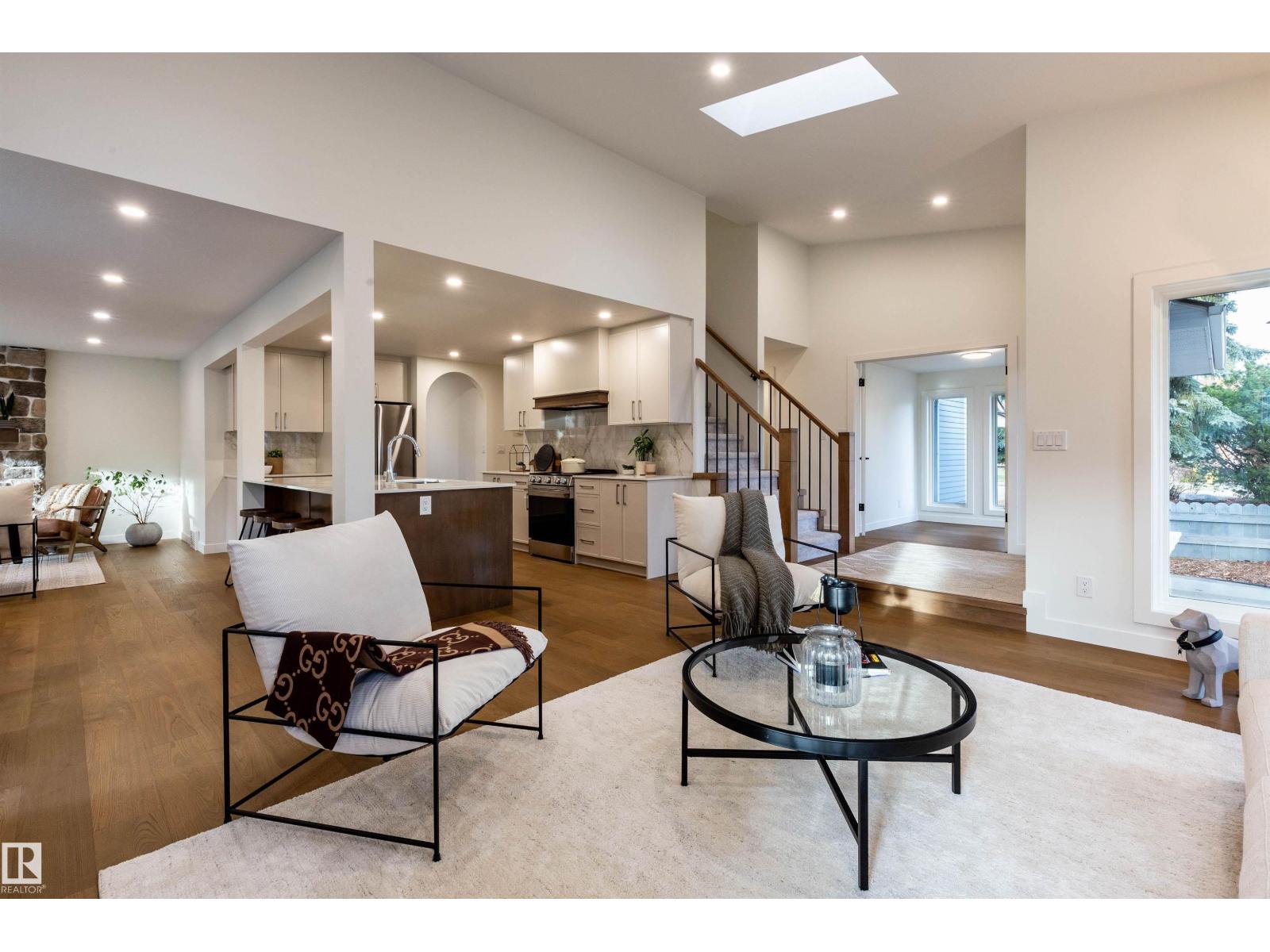 2 KIRKLEES CR, Sherwood Park, Alberta