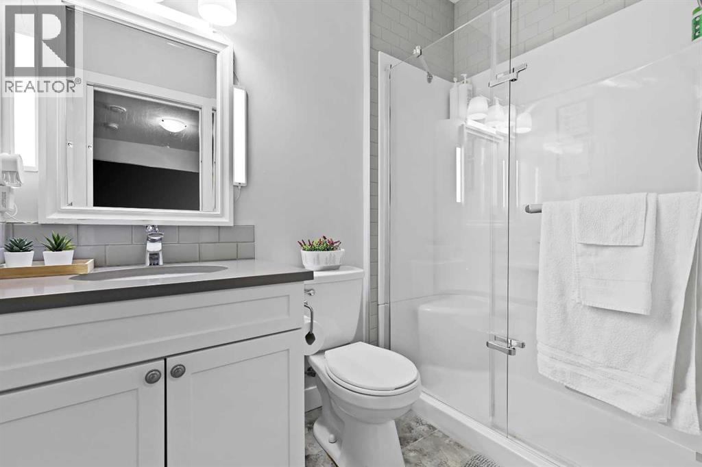 653 Redstone Drive Ne, Calgary, Alberta  T3N 1L1 - Photo 35 - A2268755