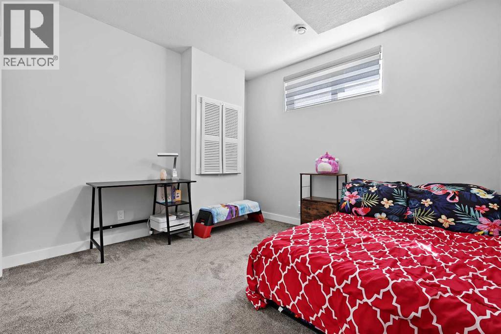 653 Redstone Drive Ne, Calgary, Alberta  T3N 1L1 - Photo 33 - A2268755