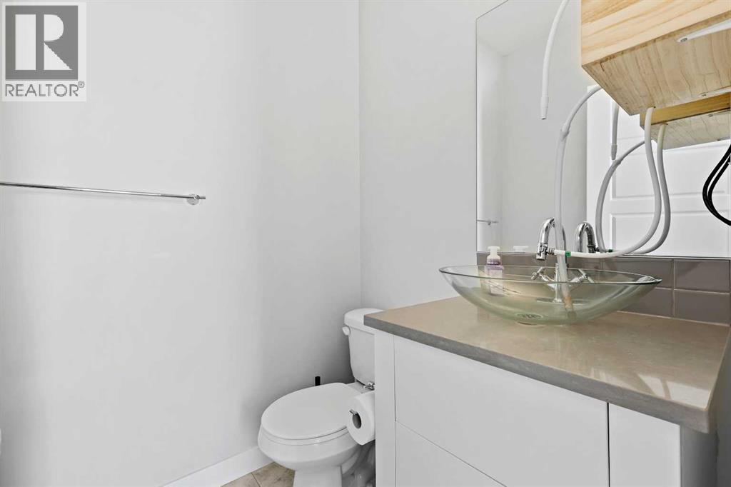 653 Redstone Drive Ne, Calgary, Alberta  T3N 1L1 - Photo 20 - A2268755