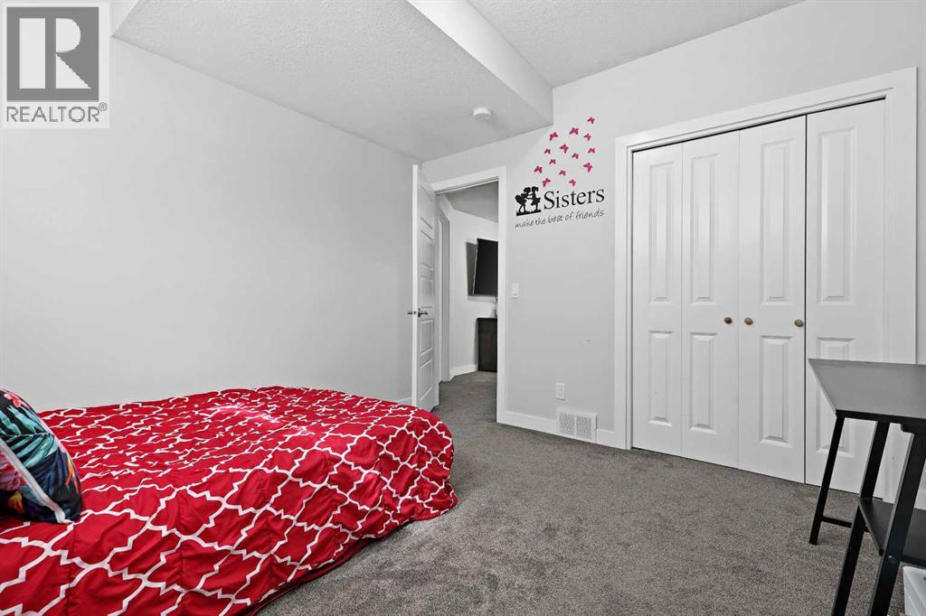 653 Redstone Drive Ne, Calgary, Alberta  T3N 1L1 - Photo 34 - A2268755