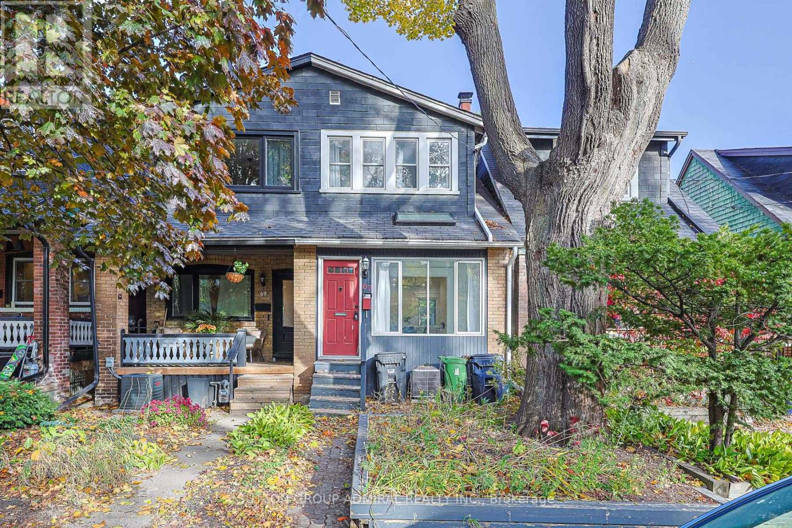 67 GAINSBOROUGH ROAD, Toronto, Ontario