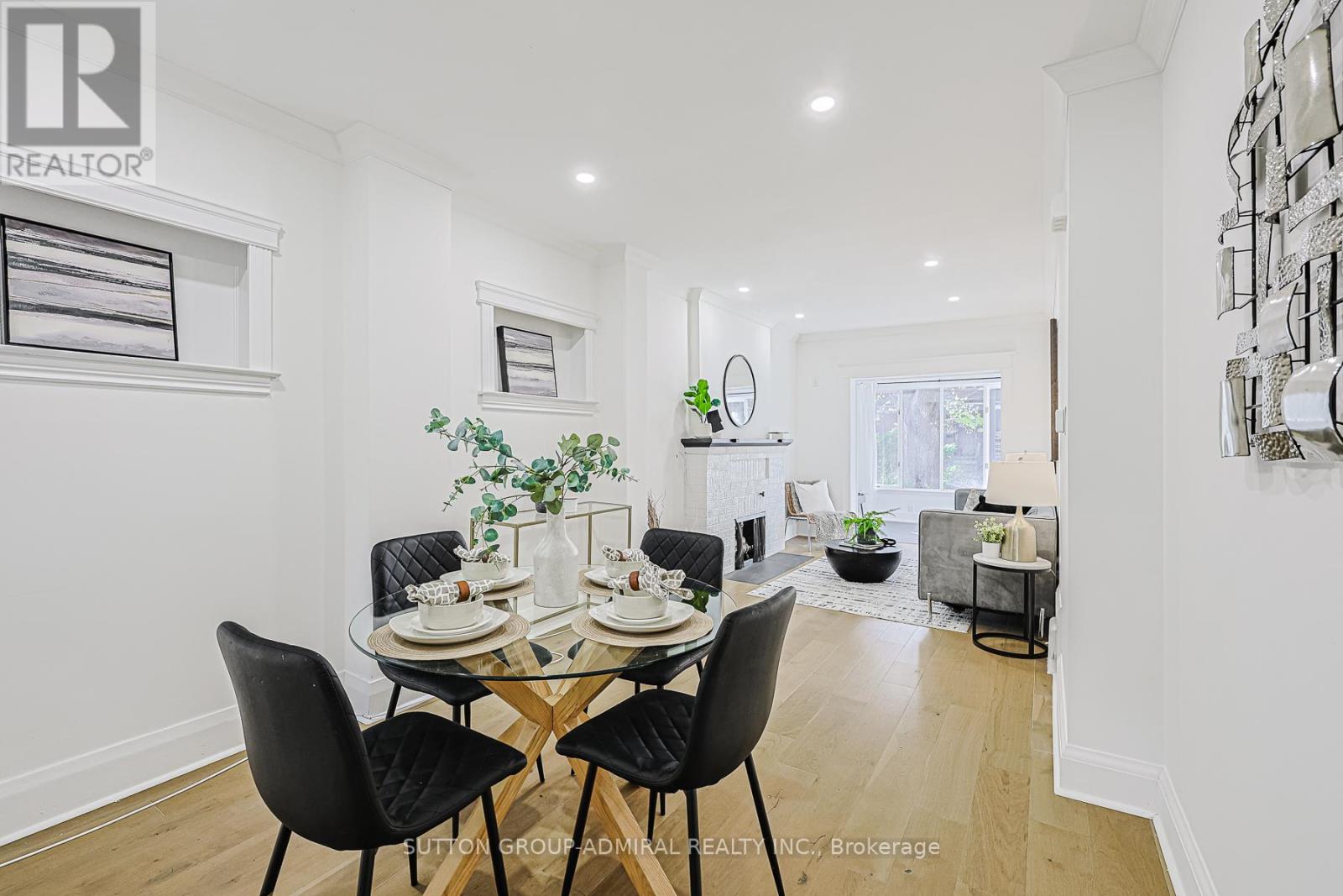 67 Gainsborough Road, Toronto, Ontario  M4L 3C1 - Photo 8 - E12517324