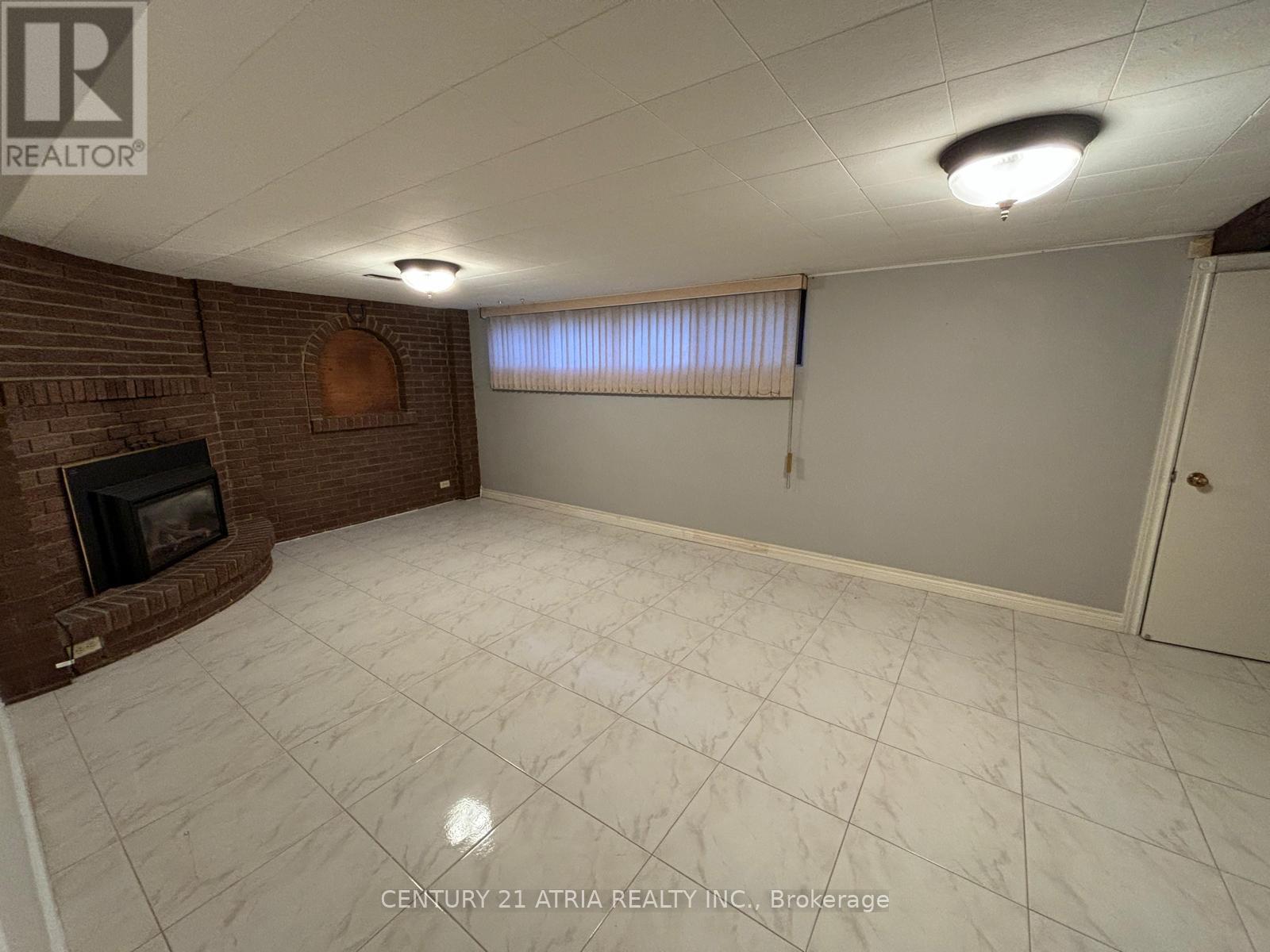 BSMT - 8 MOZART AVENUE, Toronto, Ontario