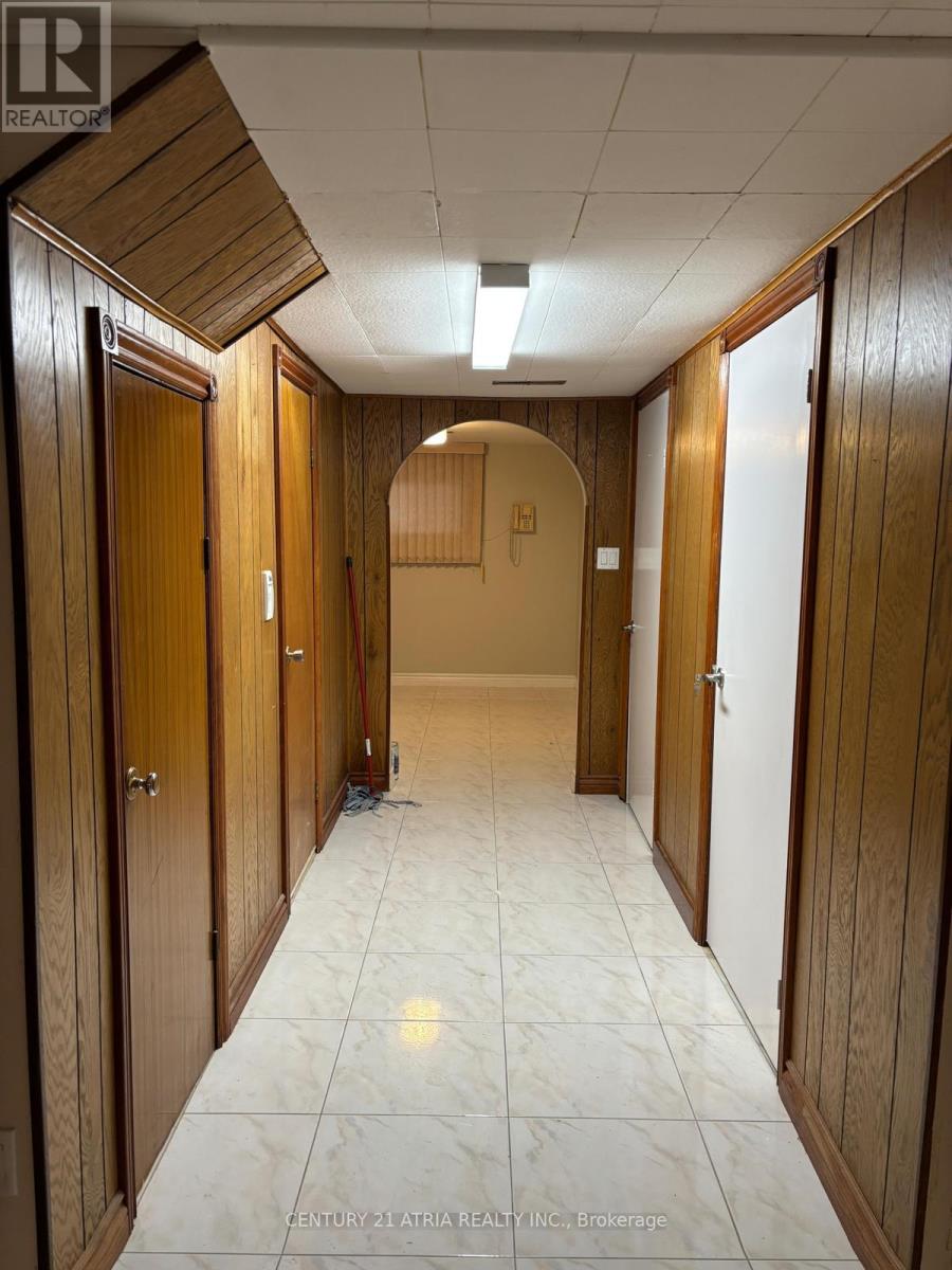 Bsmt - 8 Mozart Avenue, Toronto, Ontario  M1K 2V8 - Photo 5 - E12517350