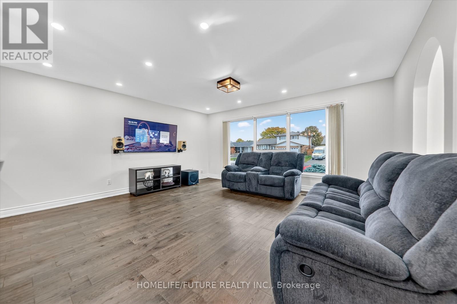 790 Ferndale Street, Oshawa, Ontario  L1J 5L7 - Photo 14 - E12517432