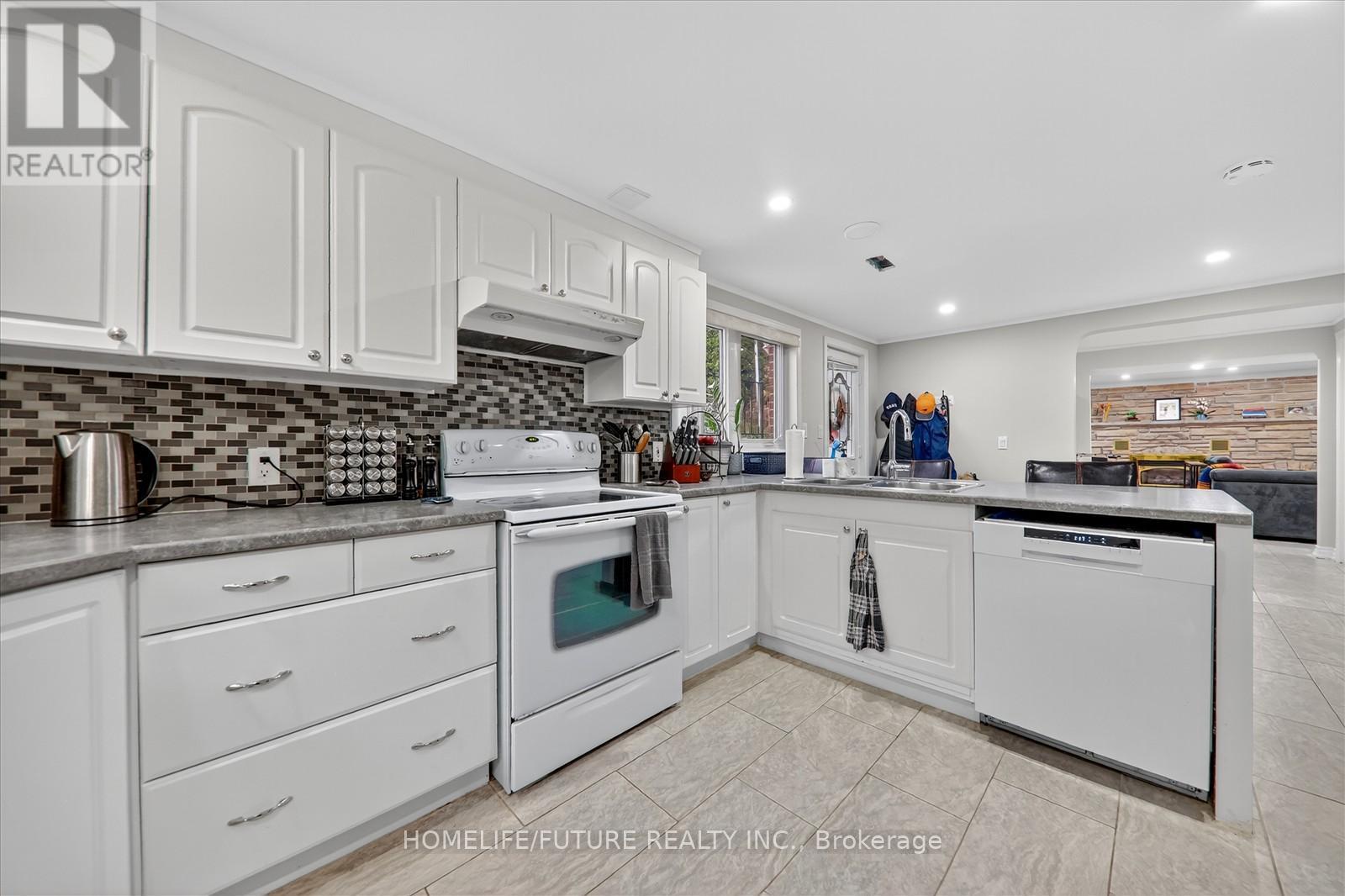 790 Ferndale Street, Oshawa, Ontario  L1J 5L7 - Photo 37 - E12517432