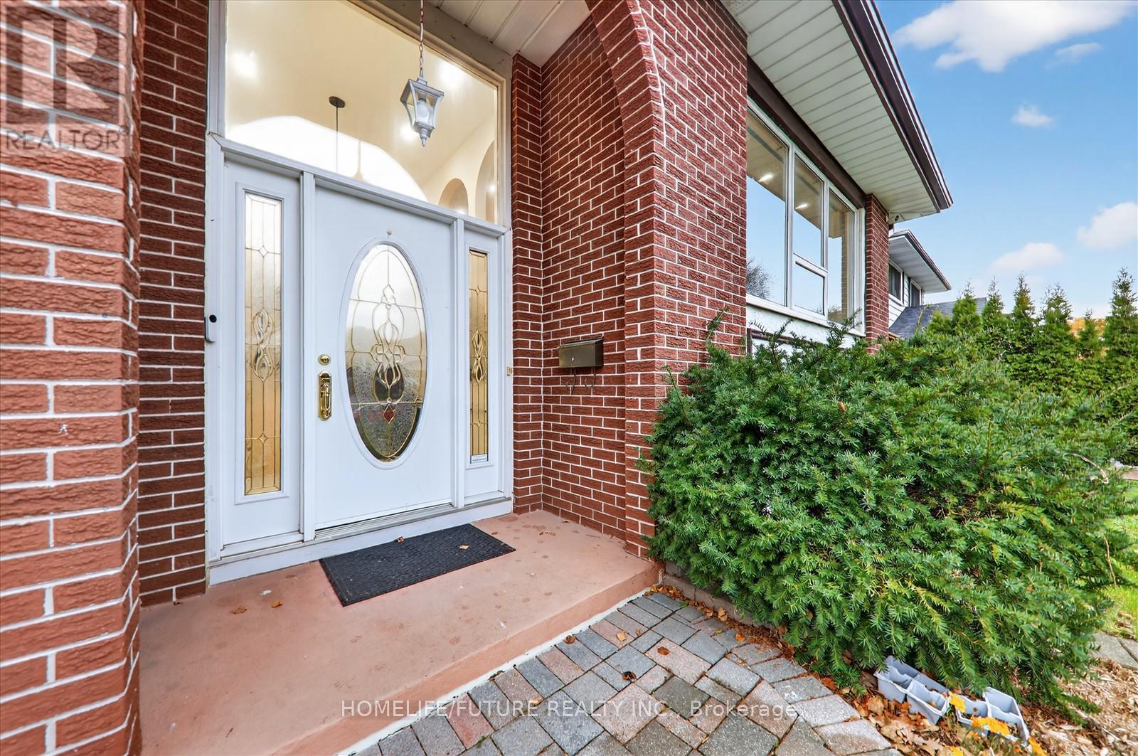 790 Ferndale Street, Oshawa, Ontario  L1J 5L7 - Photo 6 - E12517432