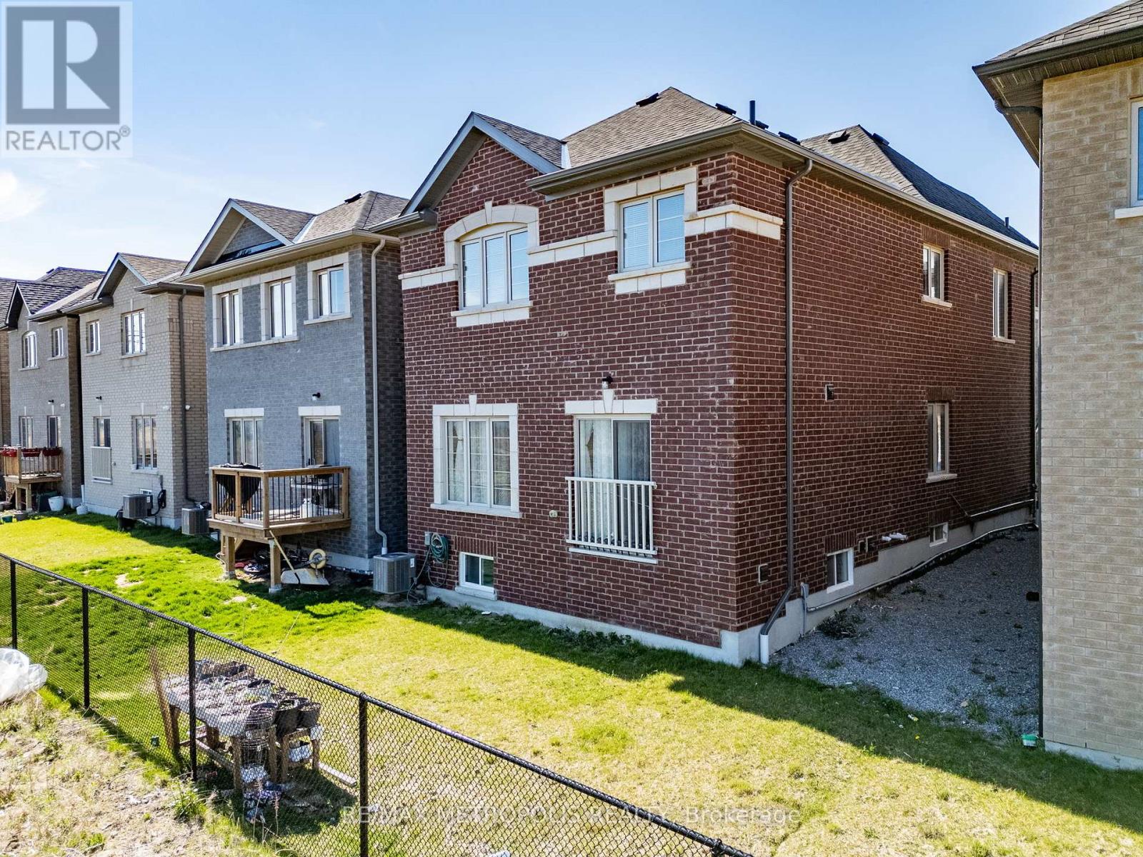 1129 Cameo Street, Pickering, Ontario  L1X 0L7 - Photo 22 - E12517468