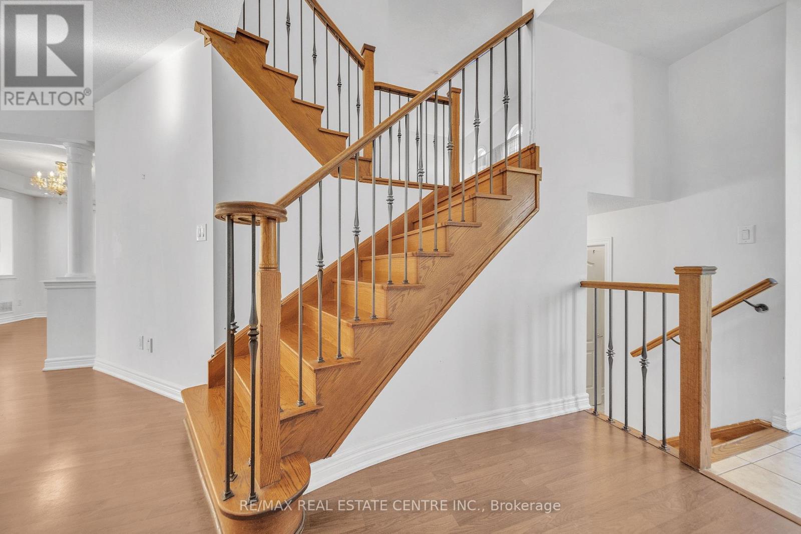 450 Tilt Point, Milton, Ontario  L9T 7Y5 - Photo 7 - W12517106