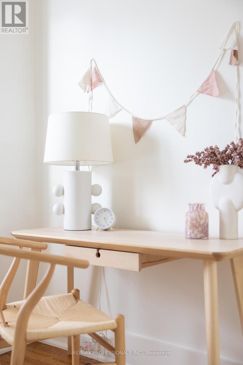 130 Westmoreland Avenue, Toronto, Ontario  M6H 2Z9 - Photo 21 - W12517108