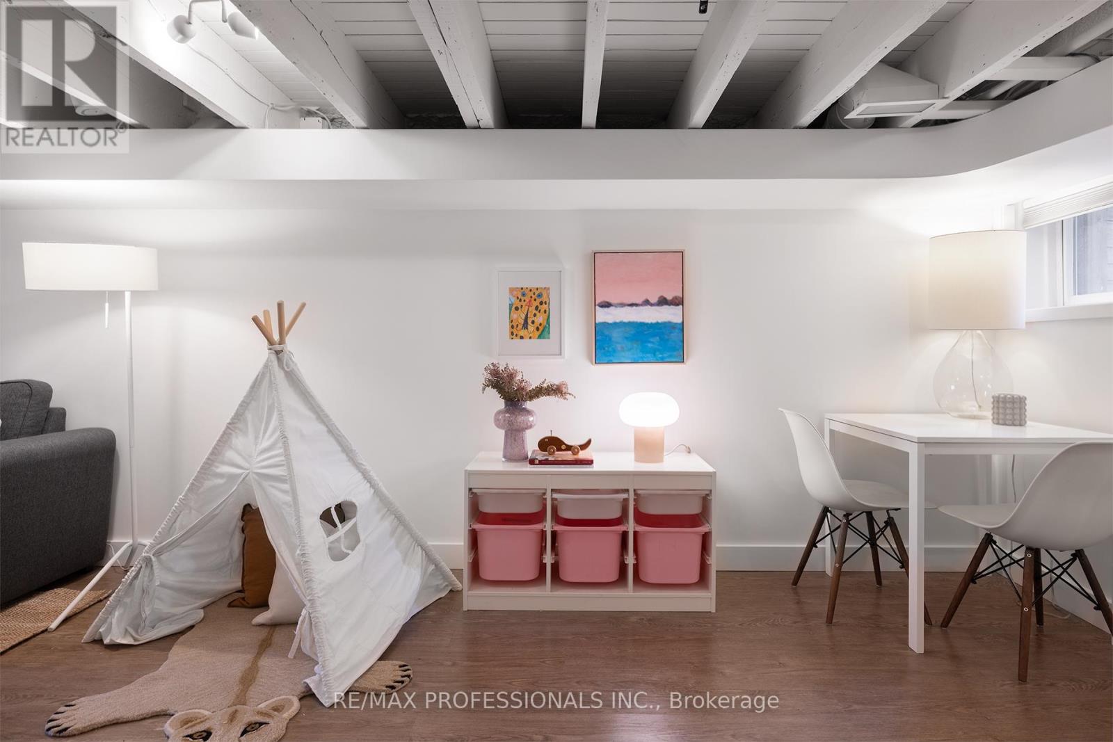 130 Westmoreland Avenue, Toronto, Ontario  M6H 2Z9 - Photo 24 - W12517108