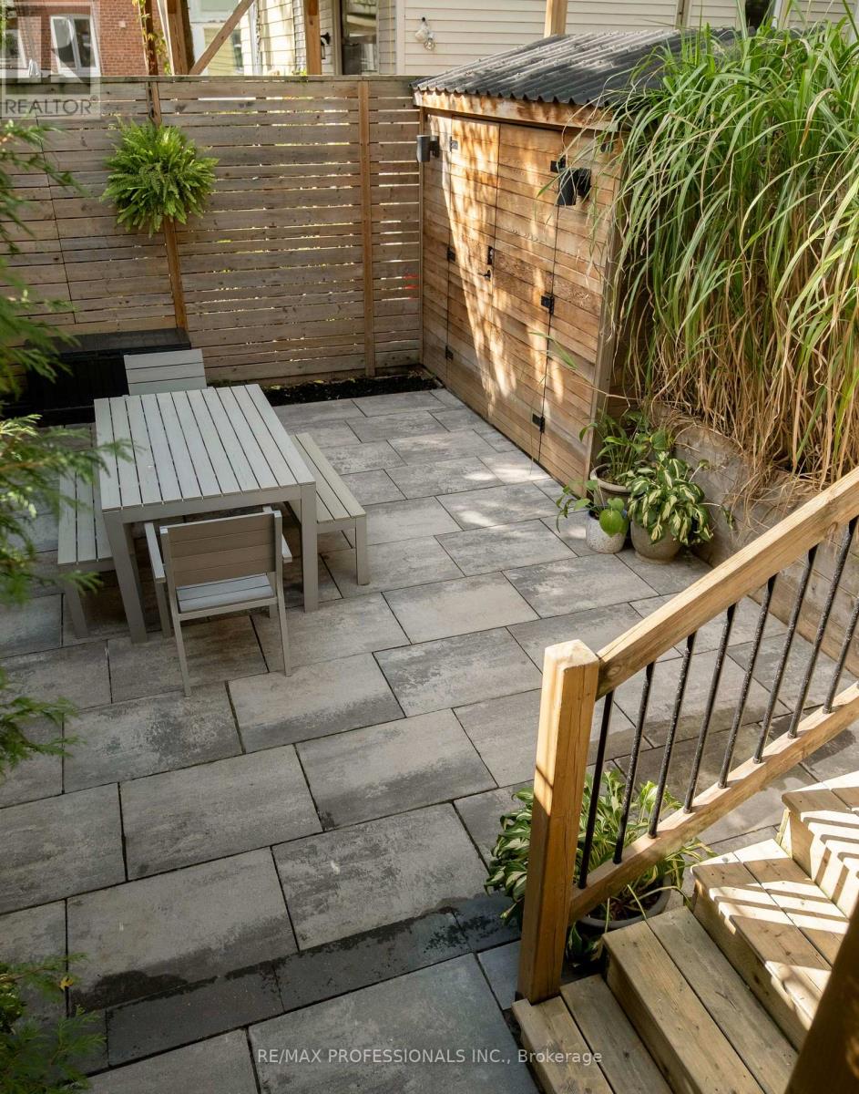 130 Westmoreland Avenue, Toronto, Ontario  M6H 2Z9 - Photo 26 - W12517108