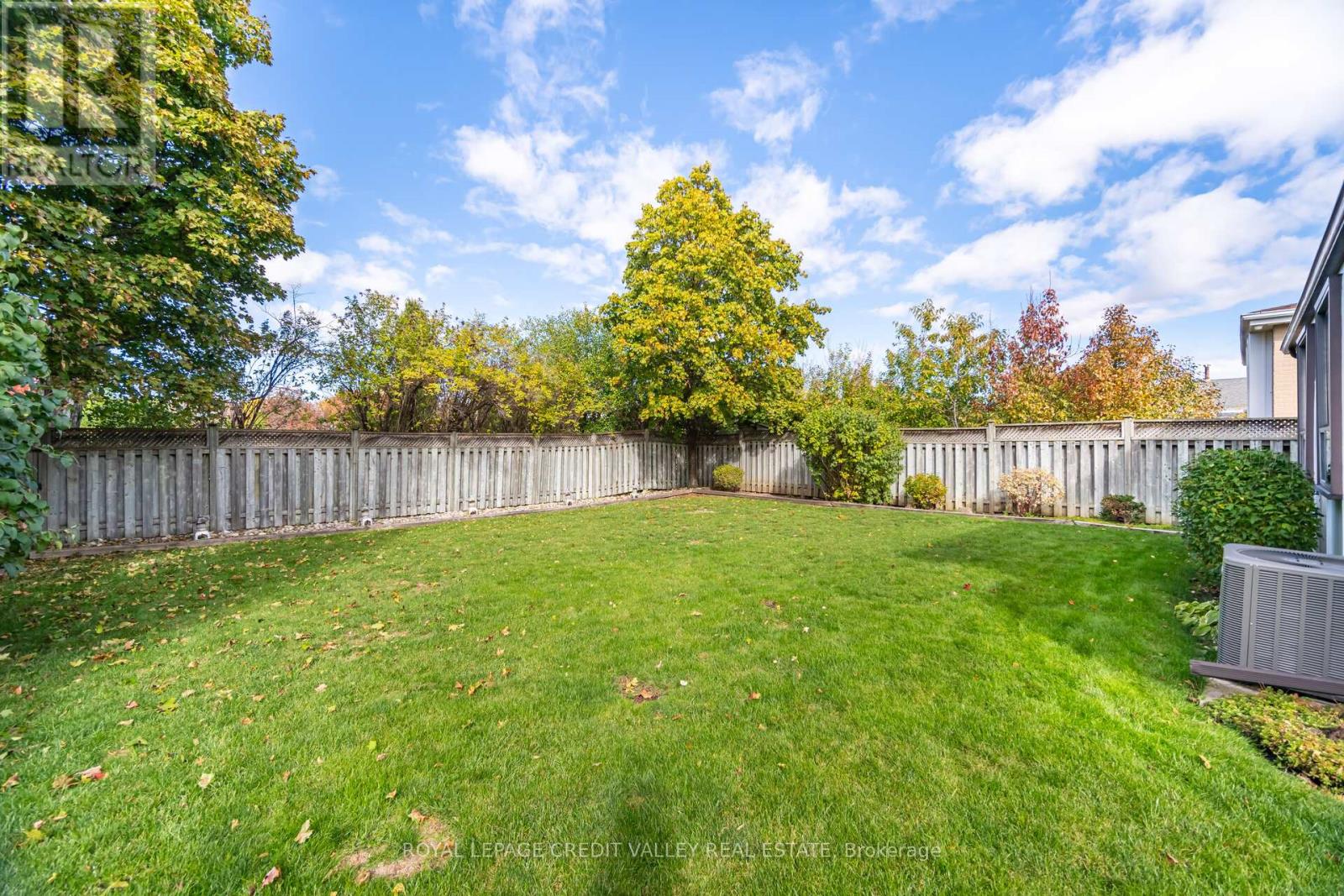 9 Glenora Crescent, Brampton, Ontario  L6S 1E1 - Photo 37 - W12517154