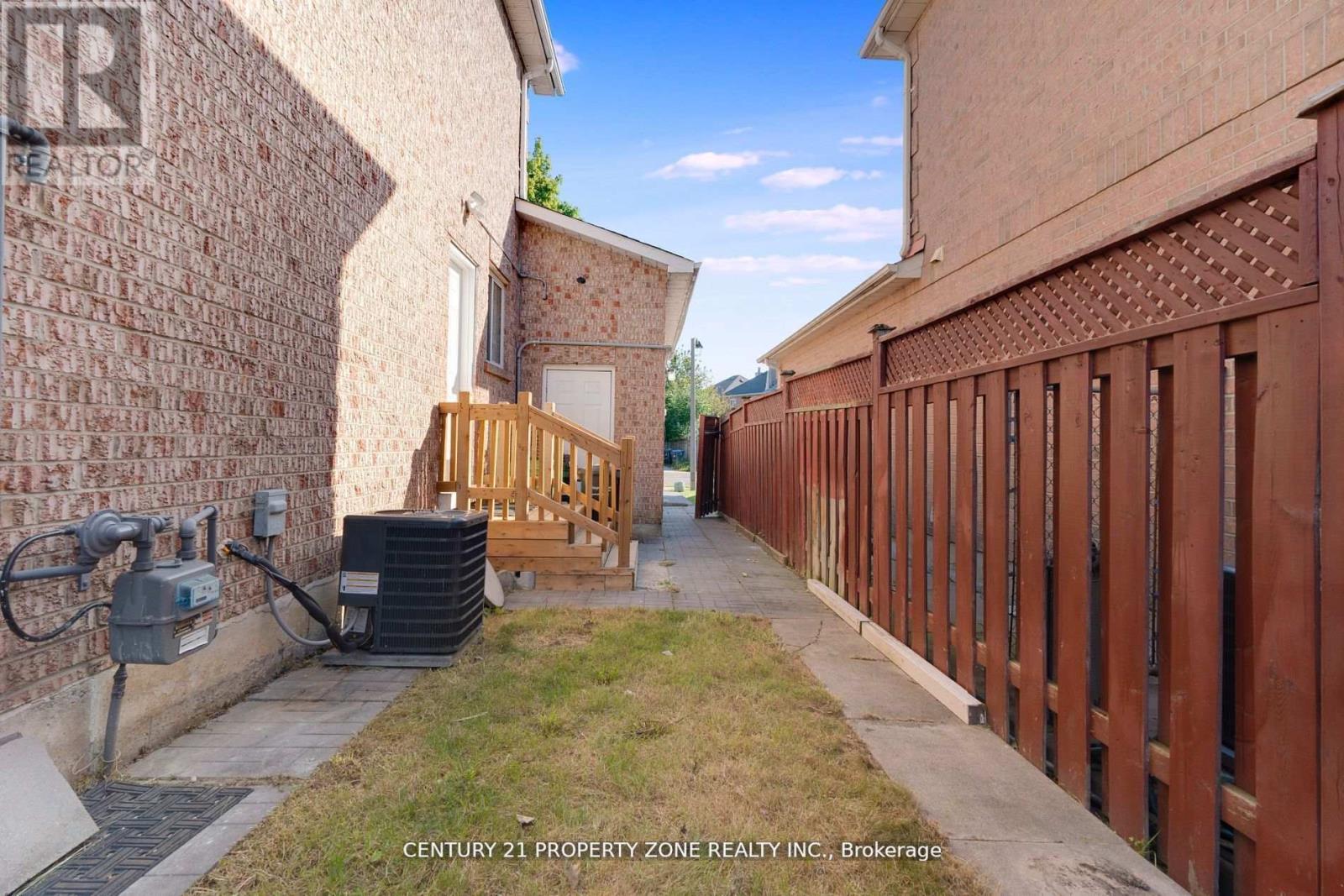 22 Lockwood Road, Brampton, Ontario  L6Y 4T7 - Photo 28 - W12517192