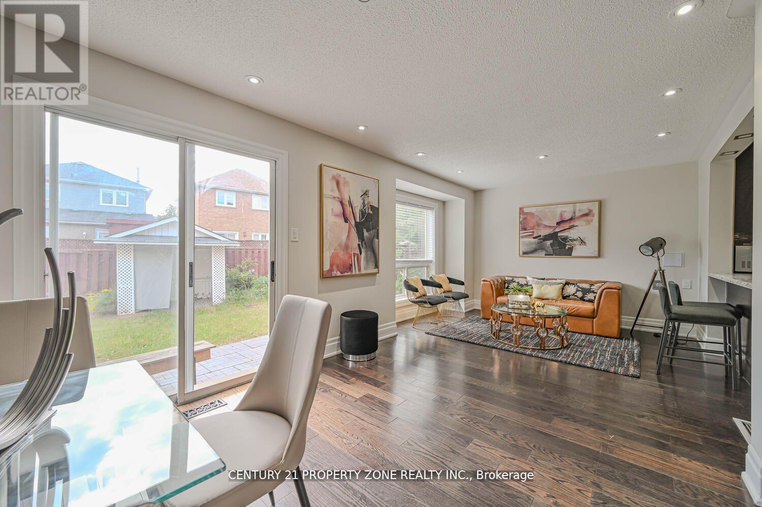 22 Lockwood Road, Brampton, Ontario  L6Y 4T7 - Photo 6 - W12517192