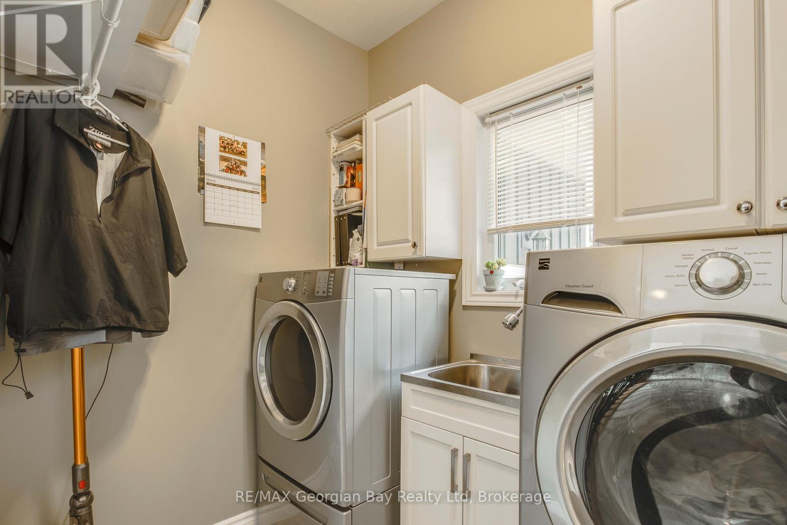 65 Mourning Dove Trail, Tiny, Ontario L0L 2J0 - Photo 13 - S12363450