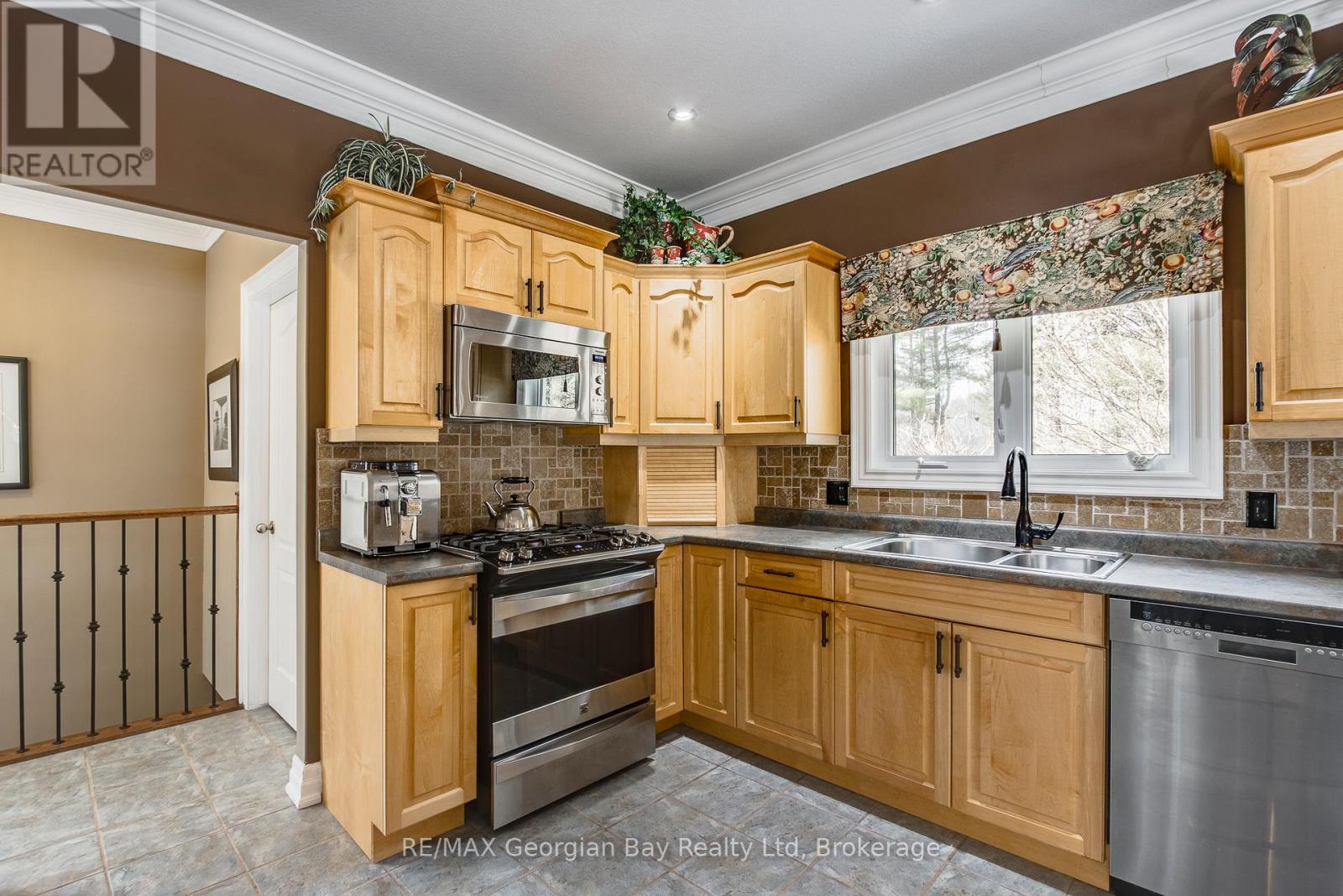 65 Mourning Dove Trail, Tiny, Ontario L0L 2J0 - Photo 12 - S12363450