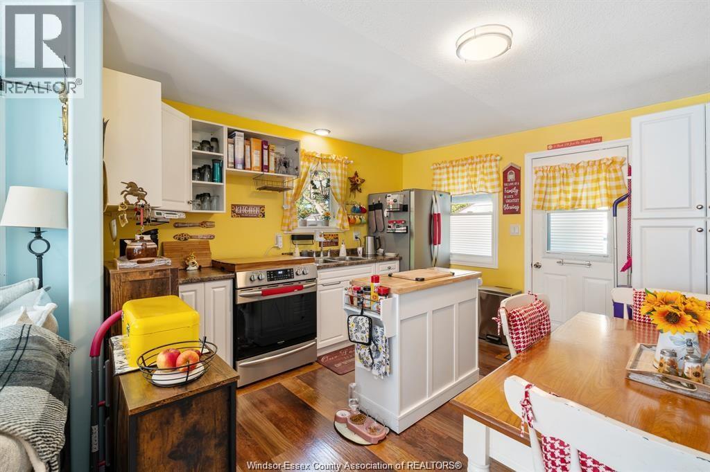 694 Orchard Avenue, Sarnia, Ontario N8N 2X2 - Photo 13 - 25028226