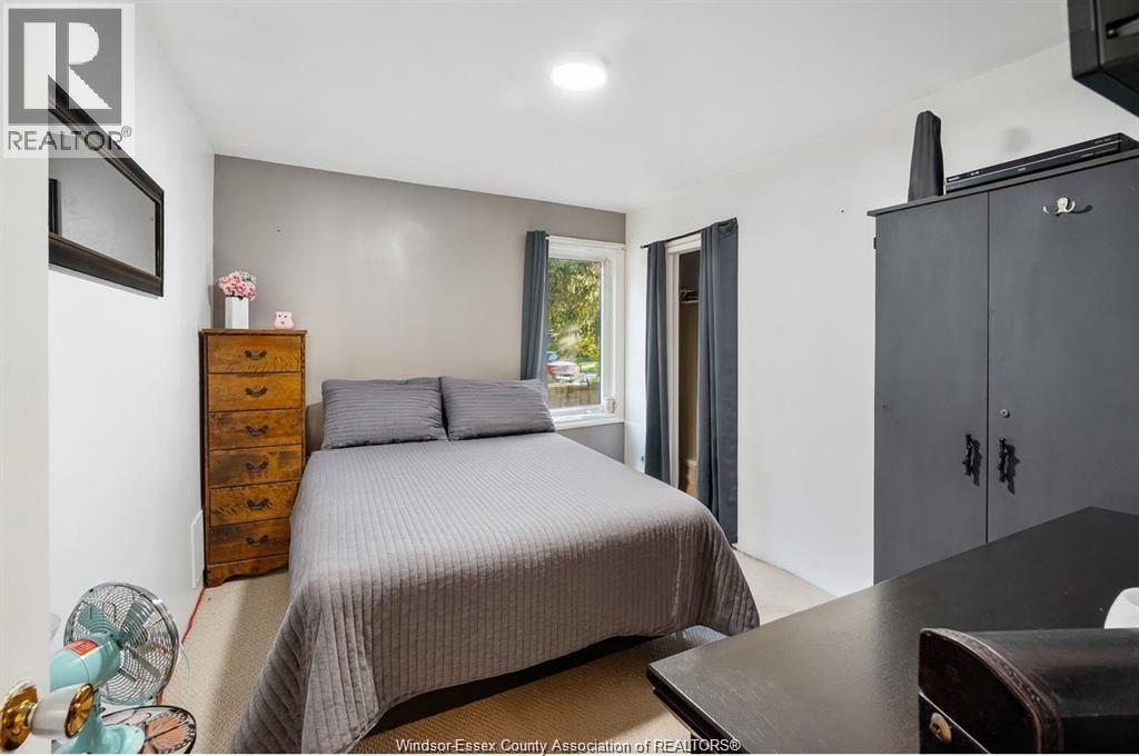 694 Orchard Avenue, Sarnia, Ontario N8N 2X2 - Photo 9 - 25028226