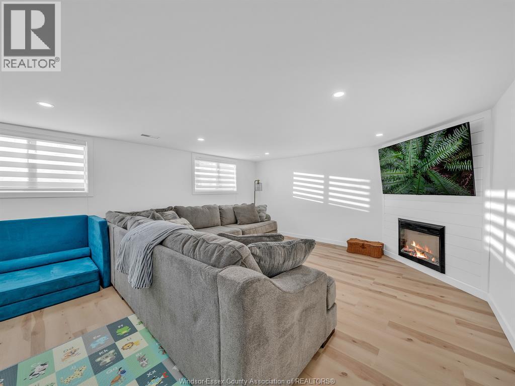 77 Venetian, Amherstburg, Ontario N9V 3A3 - Photo 24 - 25028204