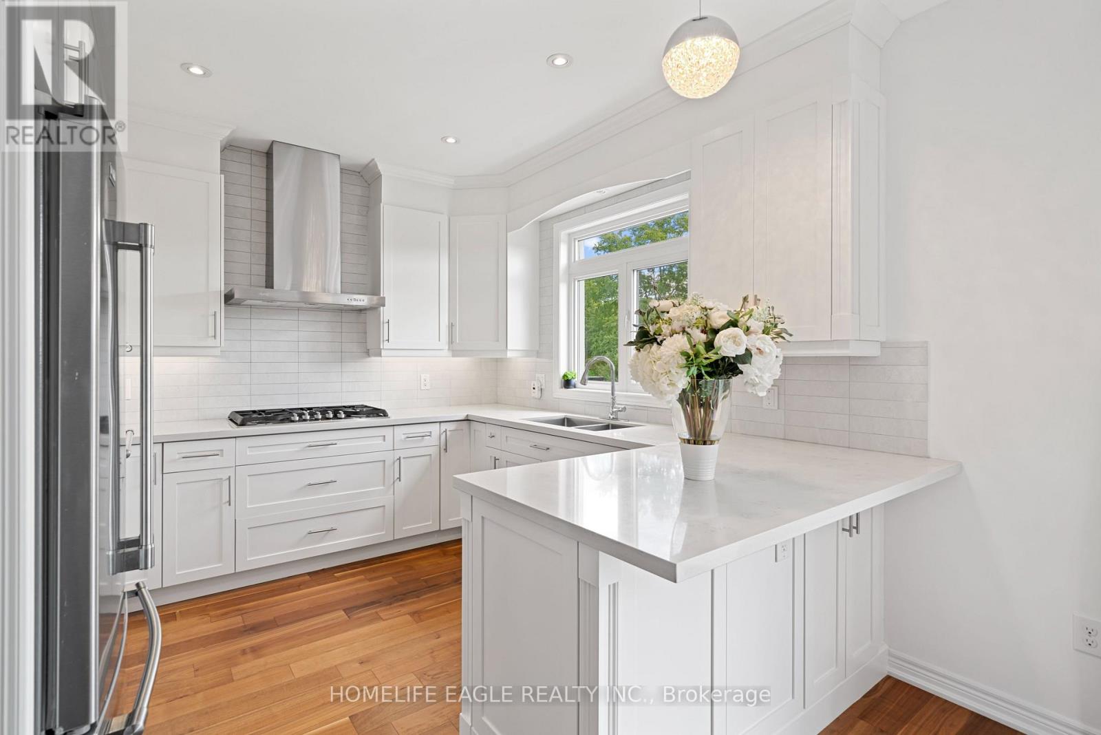 545 Clifford Perry Place, Newmarket, Ontario  L3X 0J1 - Photo 10 - N12517278