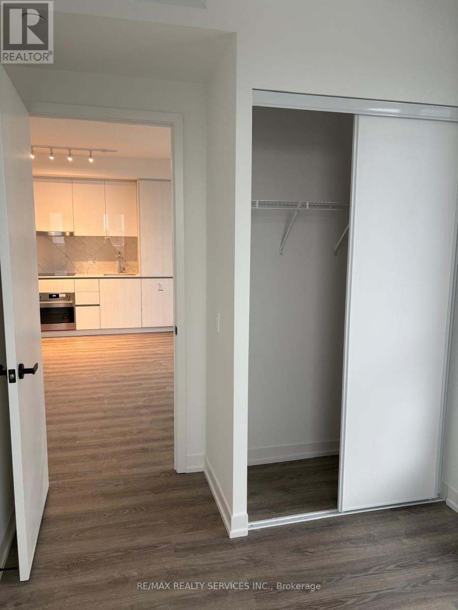 509 - 8 Interchange Way, Vaughan, Ontario  L4K 5Z7 - Photo 17 - N12517378