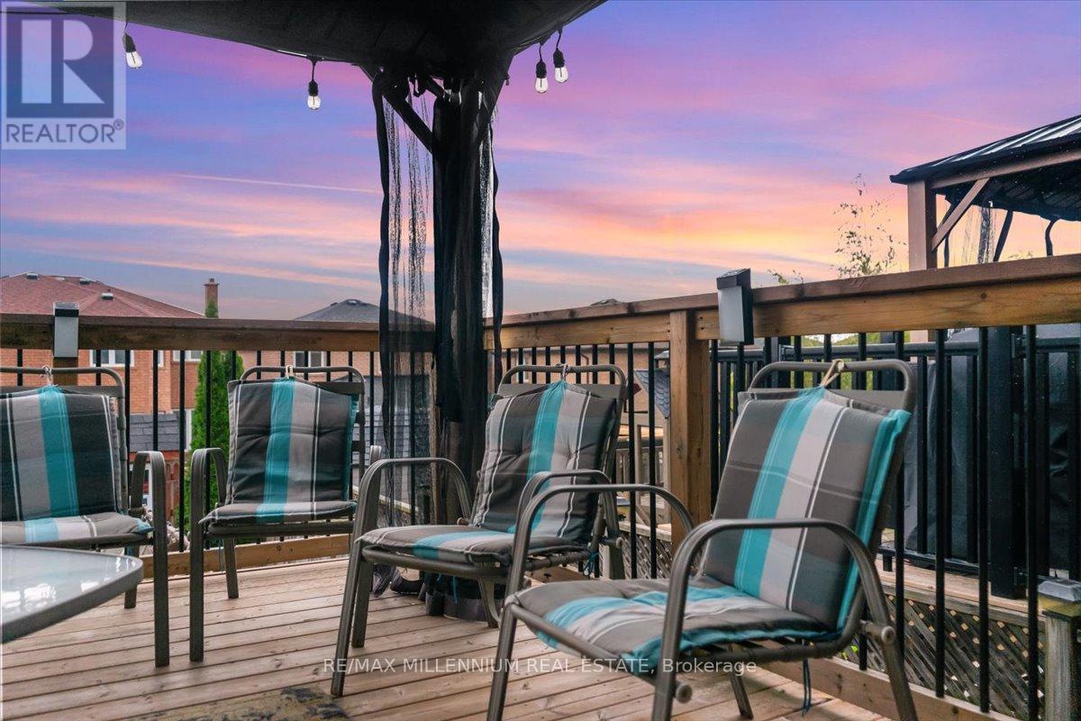 83 Smith Street, Bradford West Gwillimbury, Ontario  L3Z 3E3 - Photo 49 - N12517394