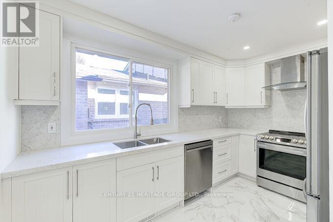 187 Currey Crescent, Newmarket, Ontario  L3Y 5M7 - Photo 12 - N12517418