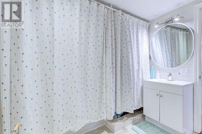 187 Currey Crescent, Newmarket, Ontario  L3Y 5M7 - Photo 34 - N12517418