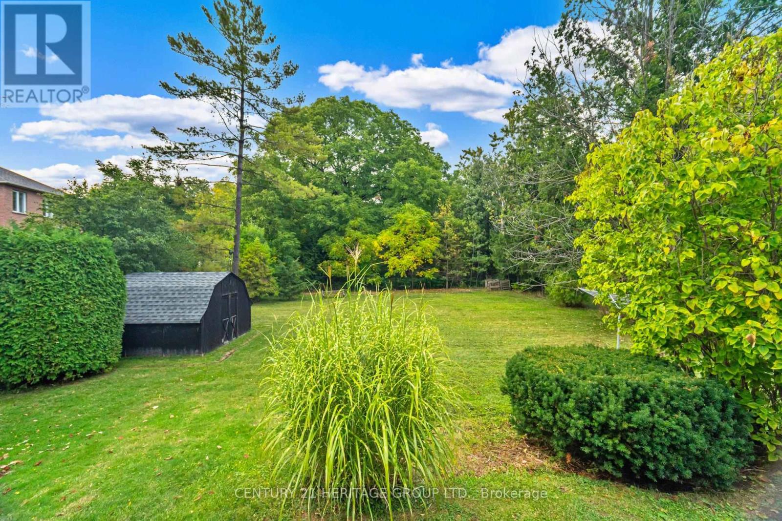 22 Poplar Drive, Richmond Hill, Ontario  L4E 2X6 - Photo 39 - N12517422