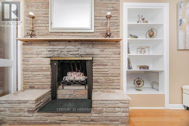 22 Poplar Drive, Richmond Hill, Ontario  L4E 2X6 - Photo 8 - N12517422