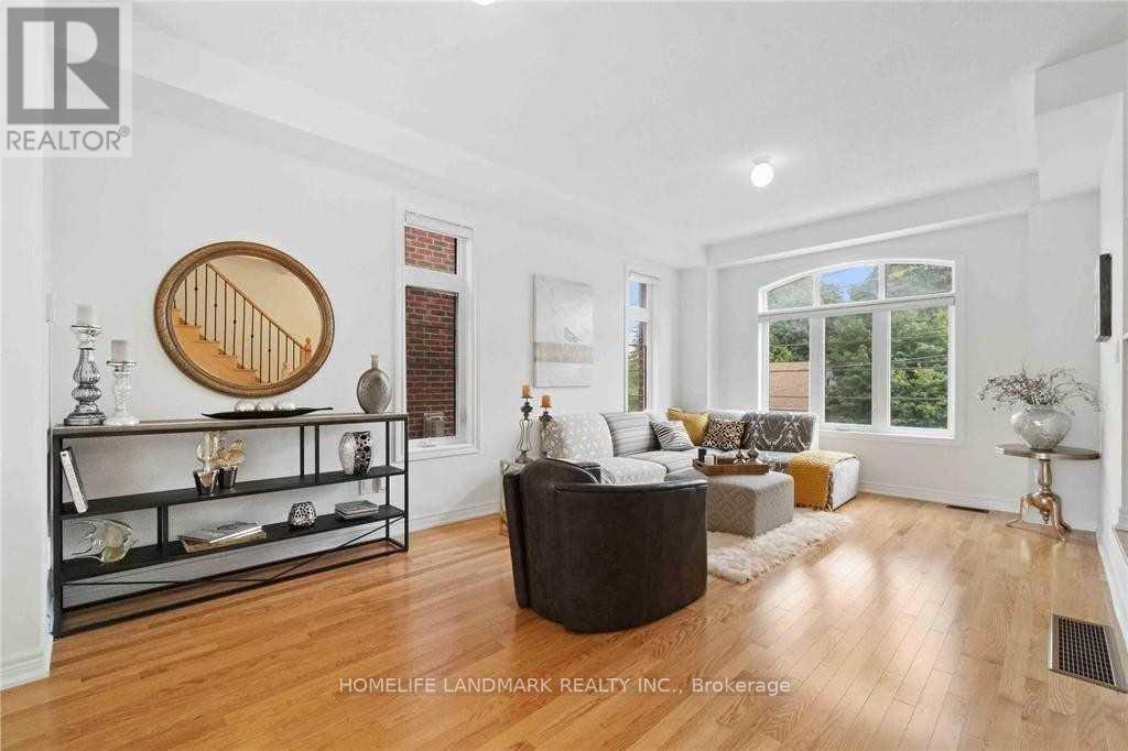 6d Parker Avenue, Richmond Hill, Ontario  L4E 1H3 - Photo 24 - N12517424