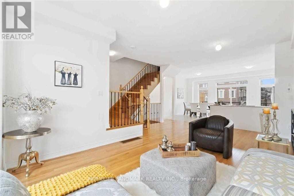 6d Parker Avenue, Richmond Hill, Ontario  L4E 1H3 - Photo 27 - N12517424