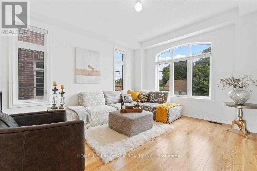 6d Parker Avenue, Richmond Hill, Ontario  L4E 1H3 - Photo 28 - N12517424