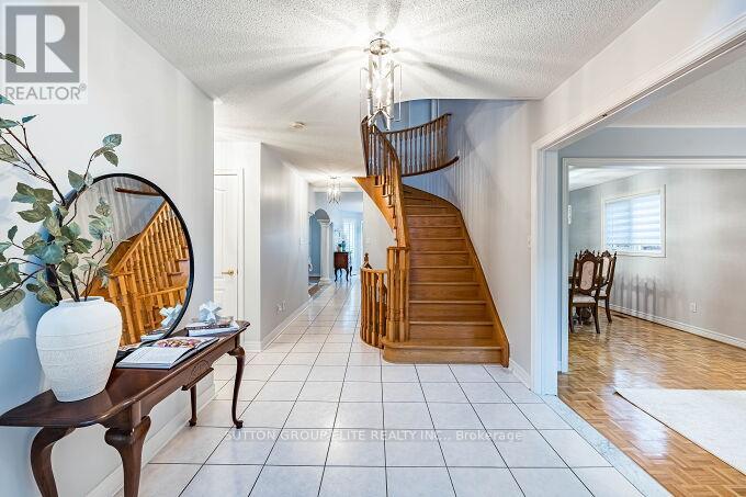 8734 Martin Grove Road W, Vaughan, Ontario  L4H 1G2 - Photo 4 - N12517462