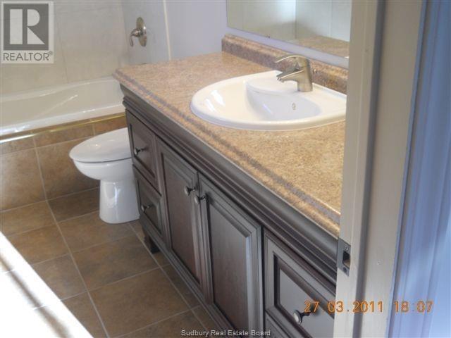 1643 Pioneer Avenue, Sudbury, Ontario P3G 1C5 - Photo 11 - 2125544