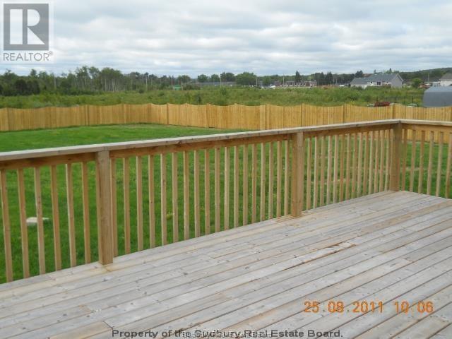 1643 Pioneer Avenue, Sudbury, Ontario P3G 1C5 - Photo 7 - 2125544