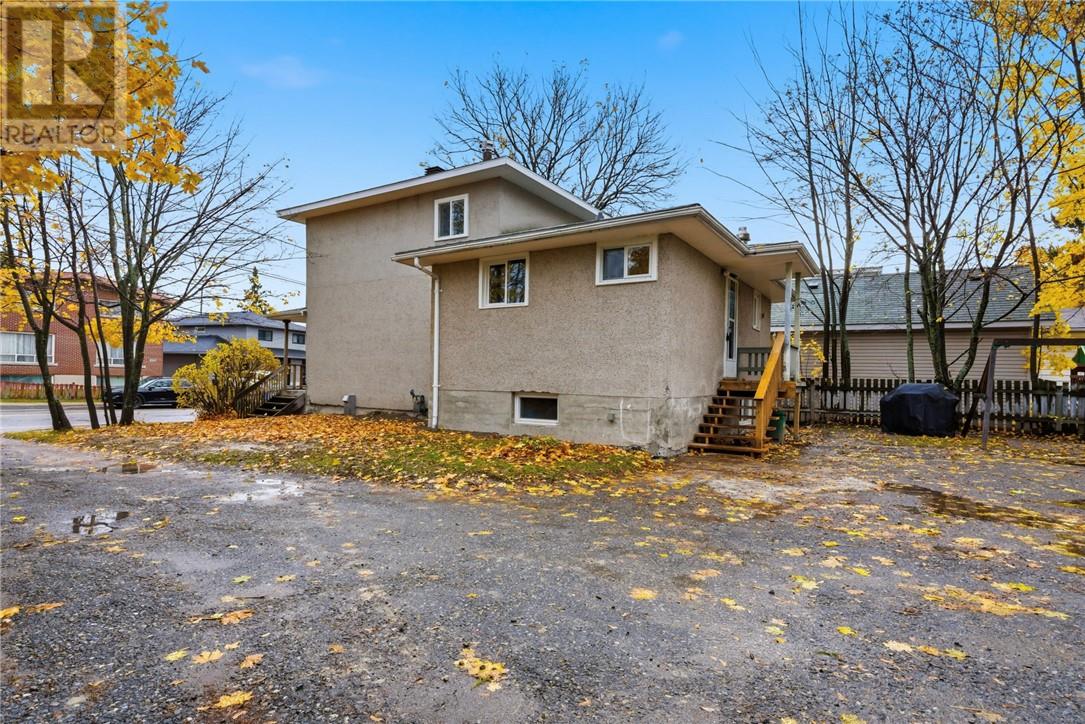 482 Howey Drive, Greater Sudbury, Ontario P3B 1G3 - Photo 23 - 2125538