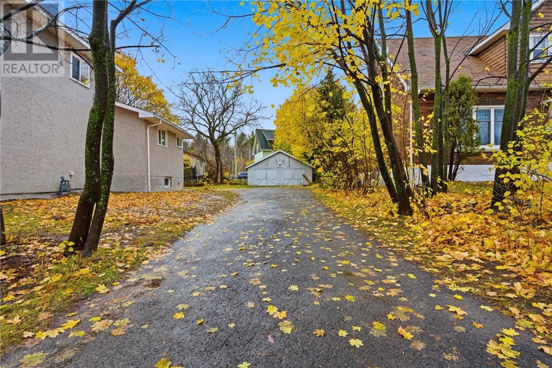 482 Howey Drive, Greater Sudbury, Ontario P3B 1G3 - Photo 3 - 2125538