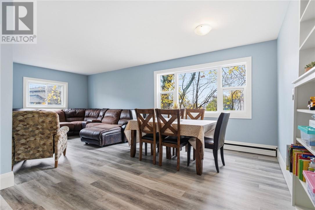 482 Howey Drive, Greater Sudbury, Ontario P3B 1G3 - Photo 8 - 2125538