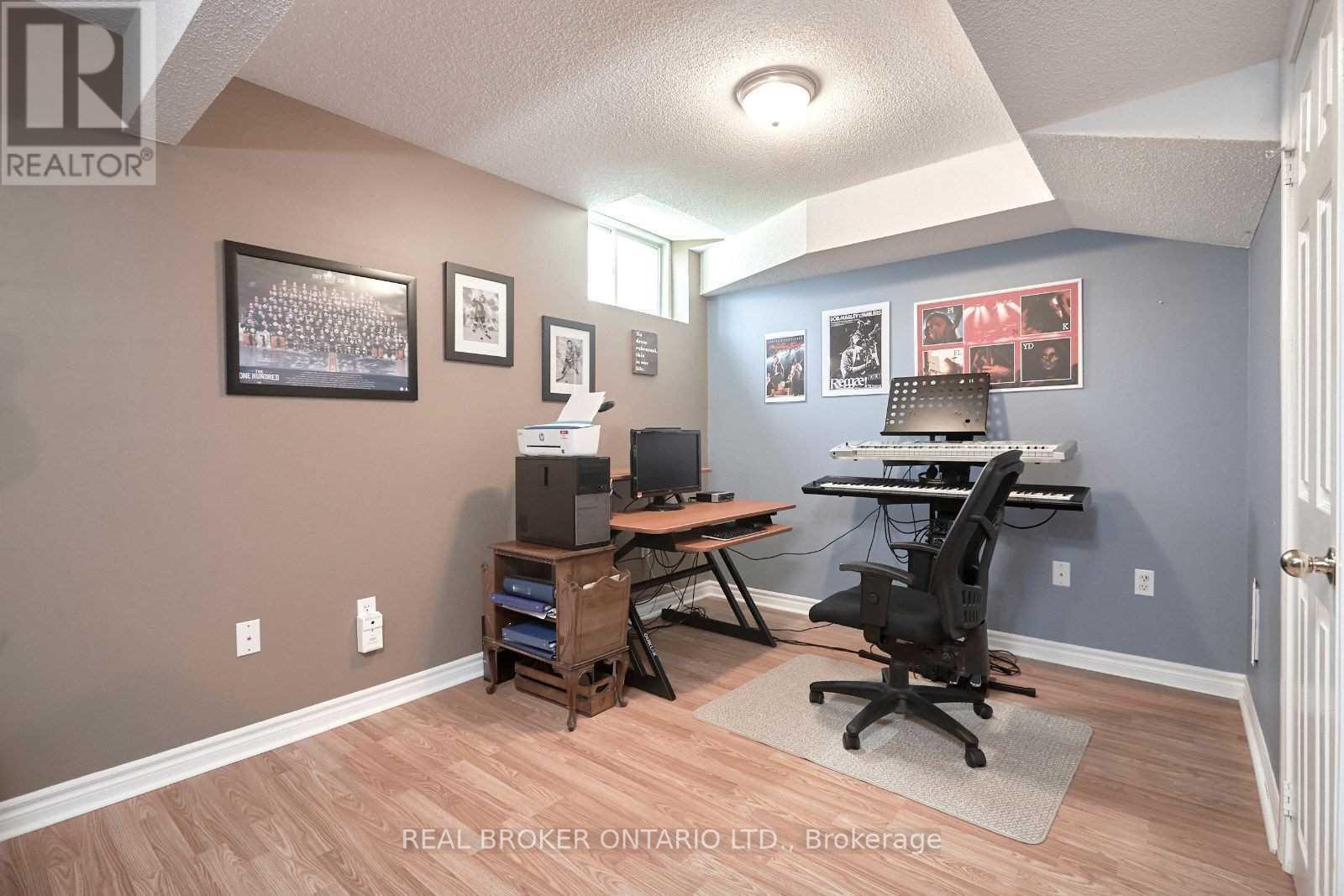 41 Darcel Crescent, Barrie (East Bayfield), Ontario L4M 6X3 - Photo 13 - S12517450