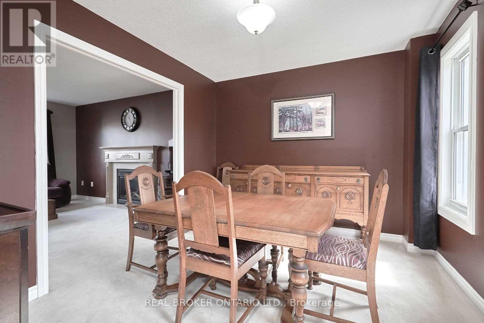 41 Darcel Crescent, Barrie (East Bayfield), Ontario L4M 6X3 - Photo 5 - S12517450