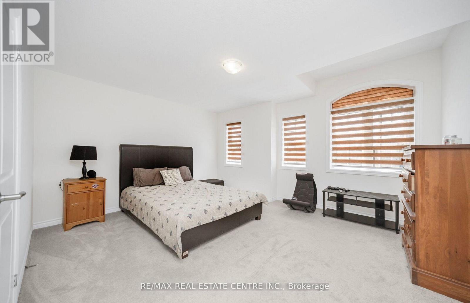 16 Flagg Avenue, Brant, Ontario  N3L 0K2 - Photo 26 - X12517046