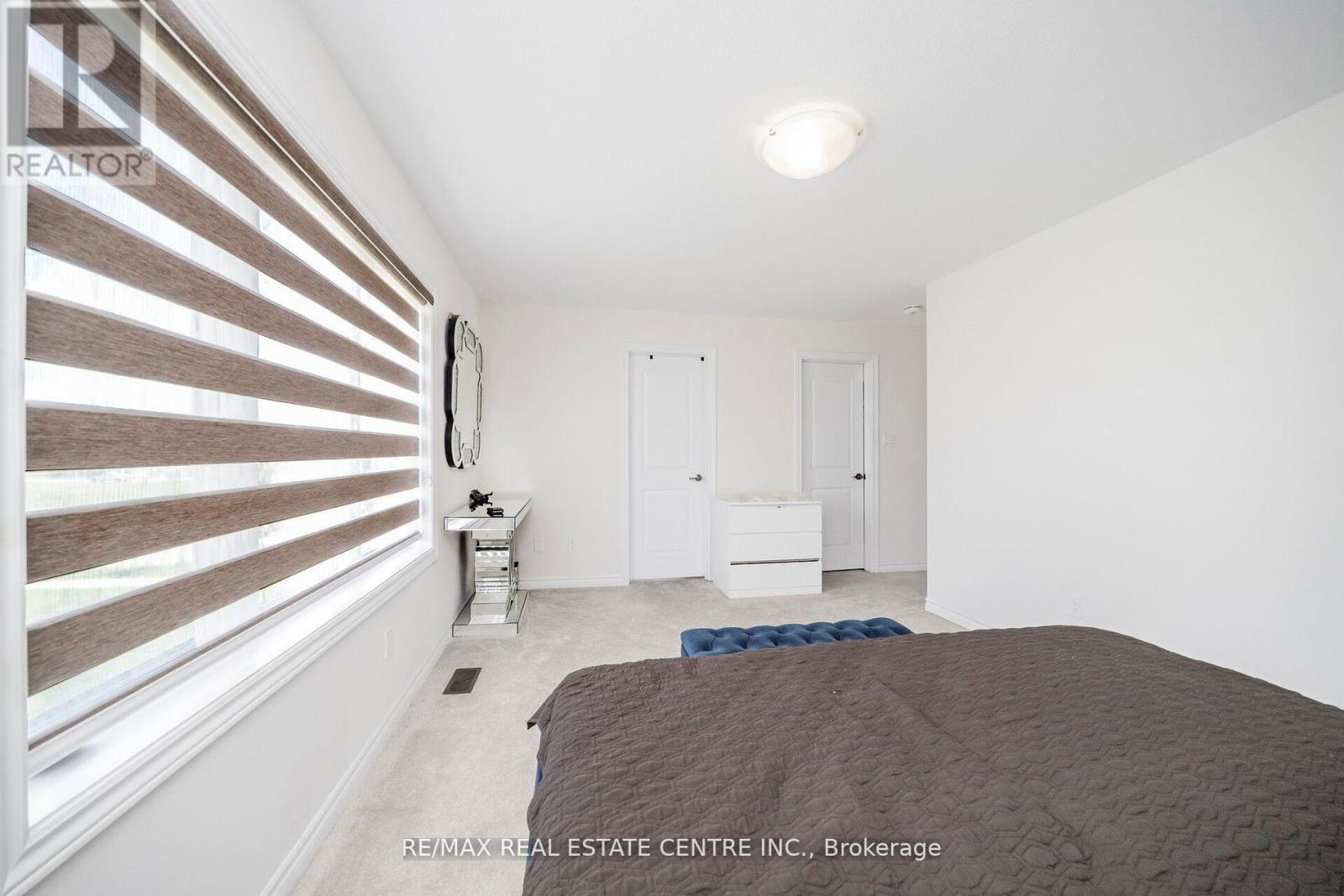 16 Flagg Avenue, Brant, Ontario  N3L 0K2 - Photo 35 - X12517046