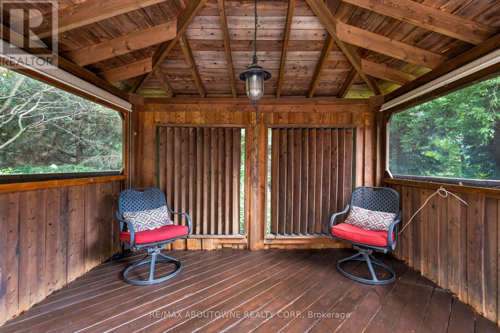 42 Pearwood Court, Kitchener, Ontario  N2P 2L1 - Photo 37 - X12517068