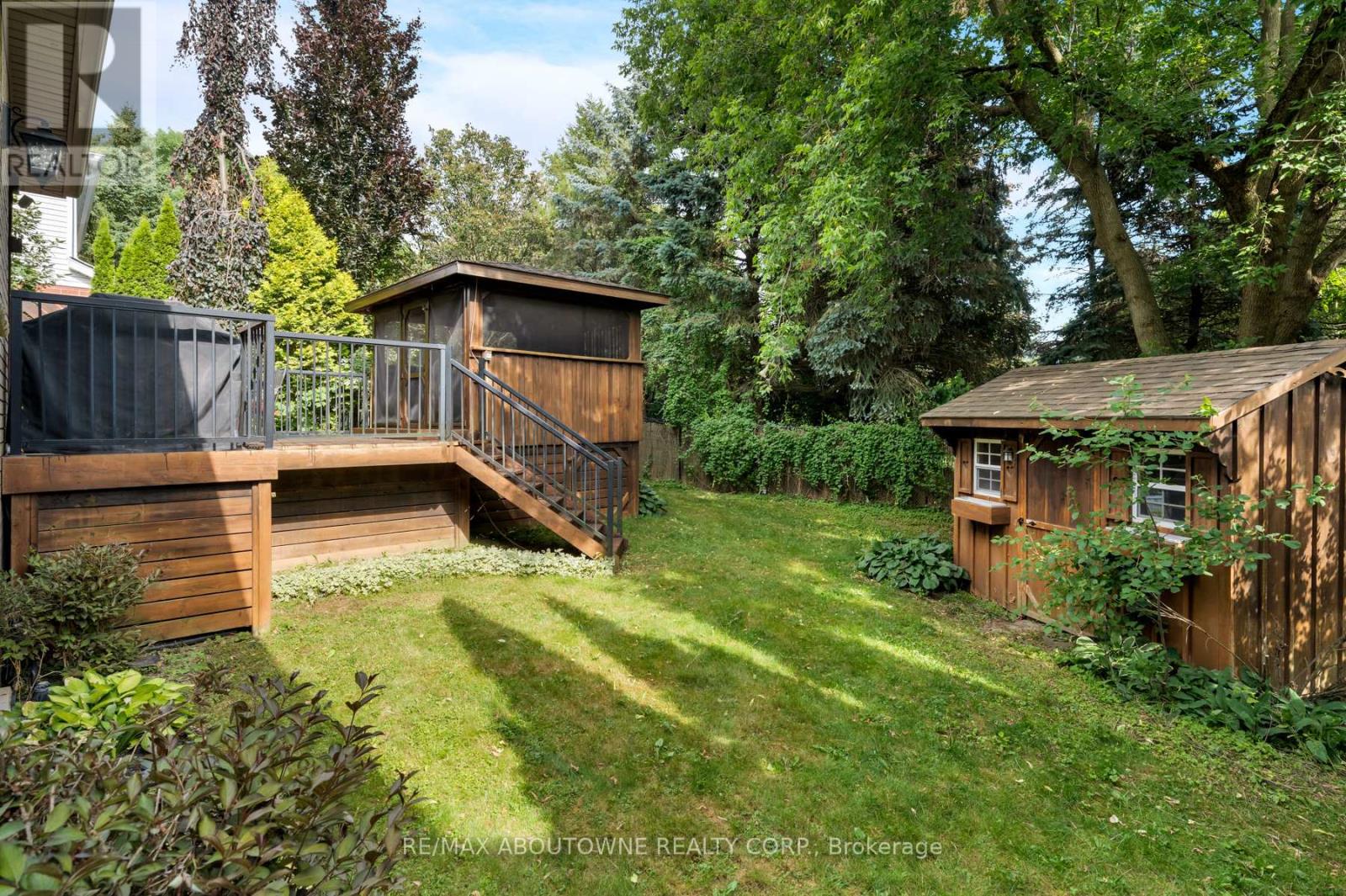 42 Pearwood Court, Kitchener, Ontario  N2P 2L1 - Photo 39 - X12517068