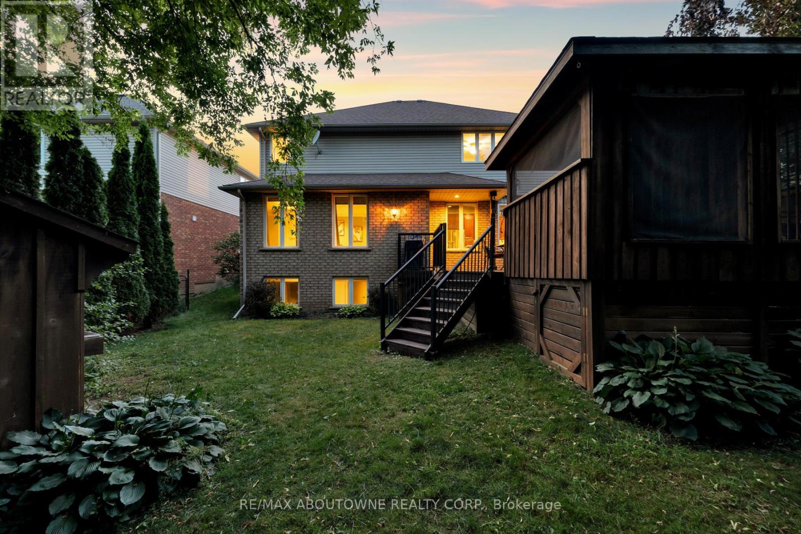 42 Pearwood Court, Kitchener, Ontario  N2P 2L1 - Photo 41 - X12517068