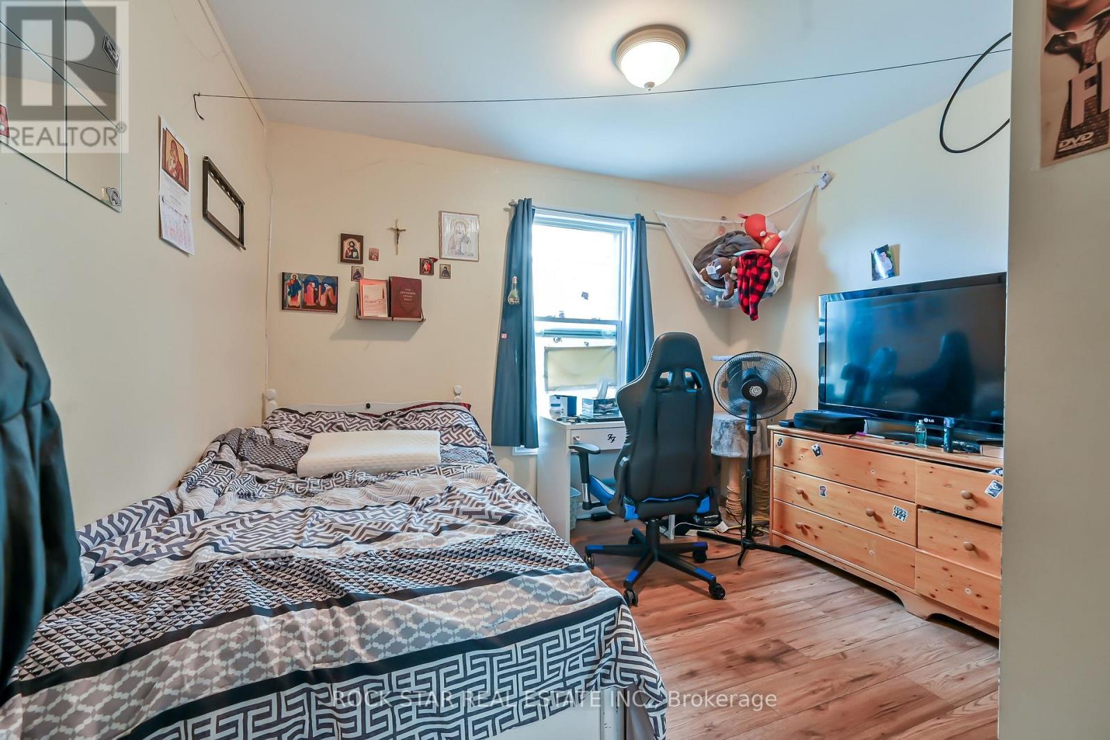 139 Balsam Avenue S, Hamilton, Ontario  L8M 3B6 - Photo 10 - X12517074