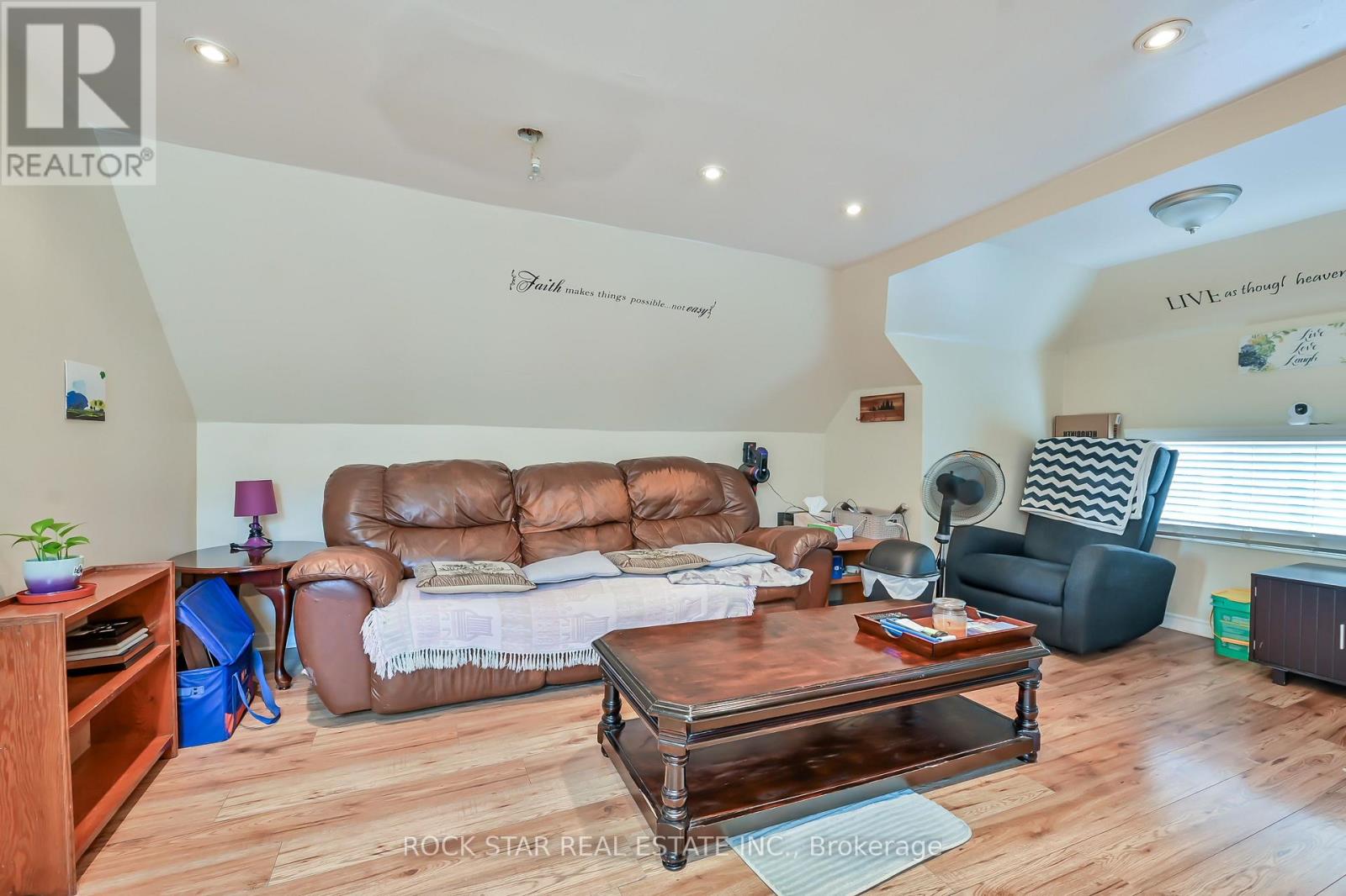 139 Balsam Avenue S, Hamilton, Ontario  L8M 3B6 - Photo 14 - X12517074